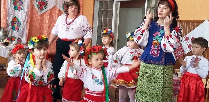 Свято Масляної у ДНЗ