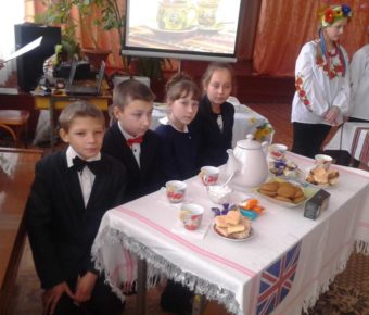 48384975_312201579395877_1750394602721902592_n