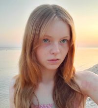 Антошенко Єва